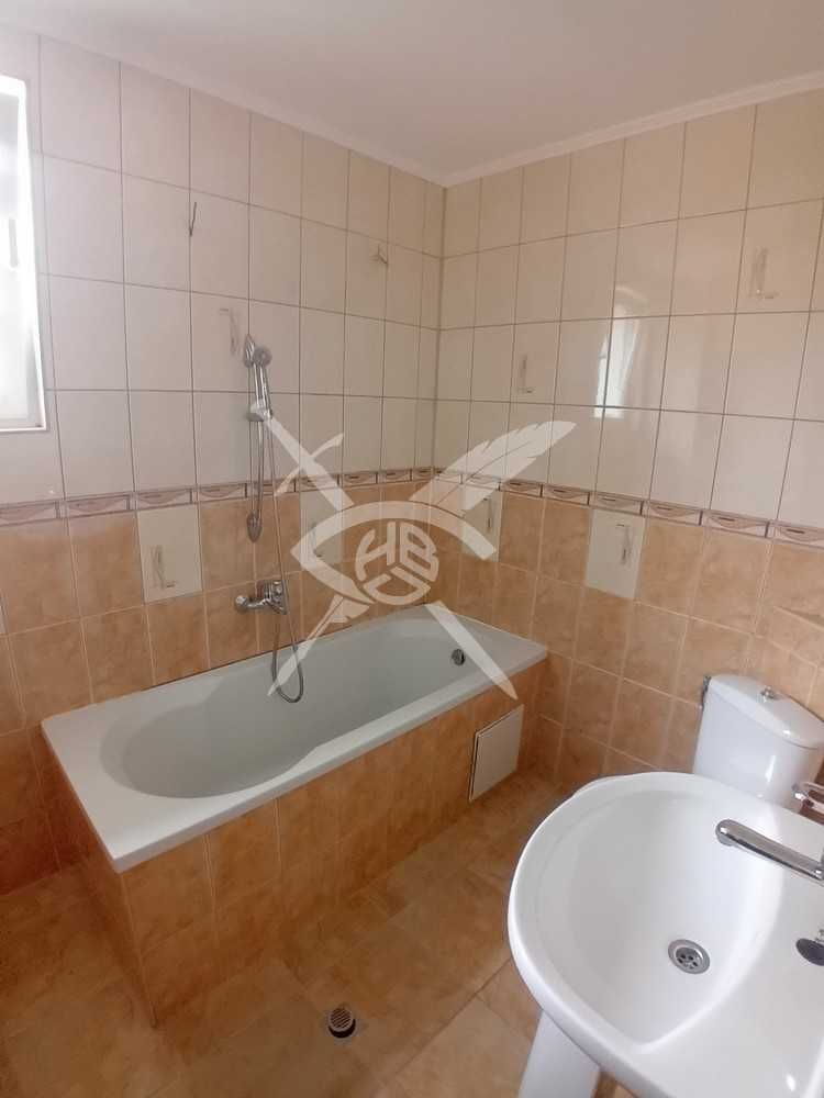 Продава се Къща в с. Мрамор, Област София-град - 410 кв.м за 903 €/кв.м - Снимка #11