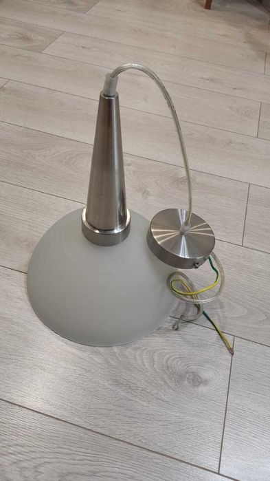 Люстра, плафон стекло, в отличном состоянии