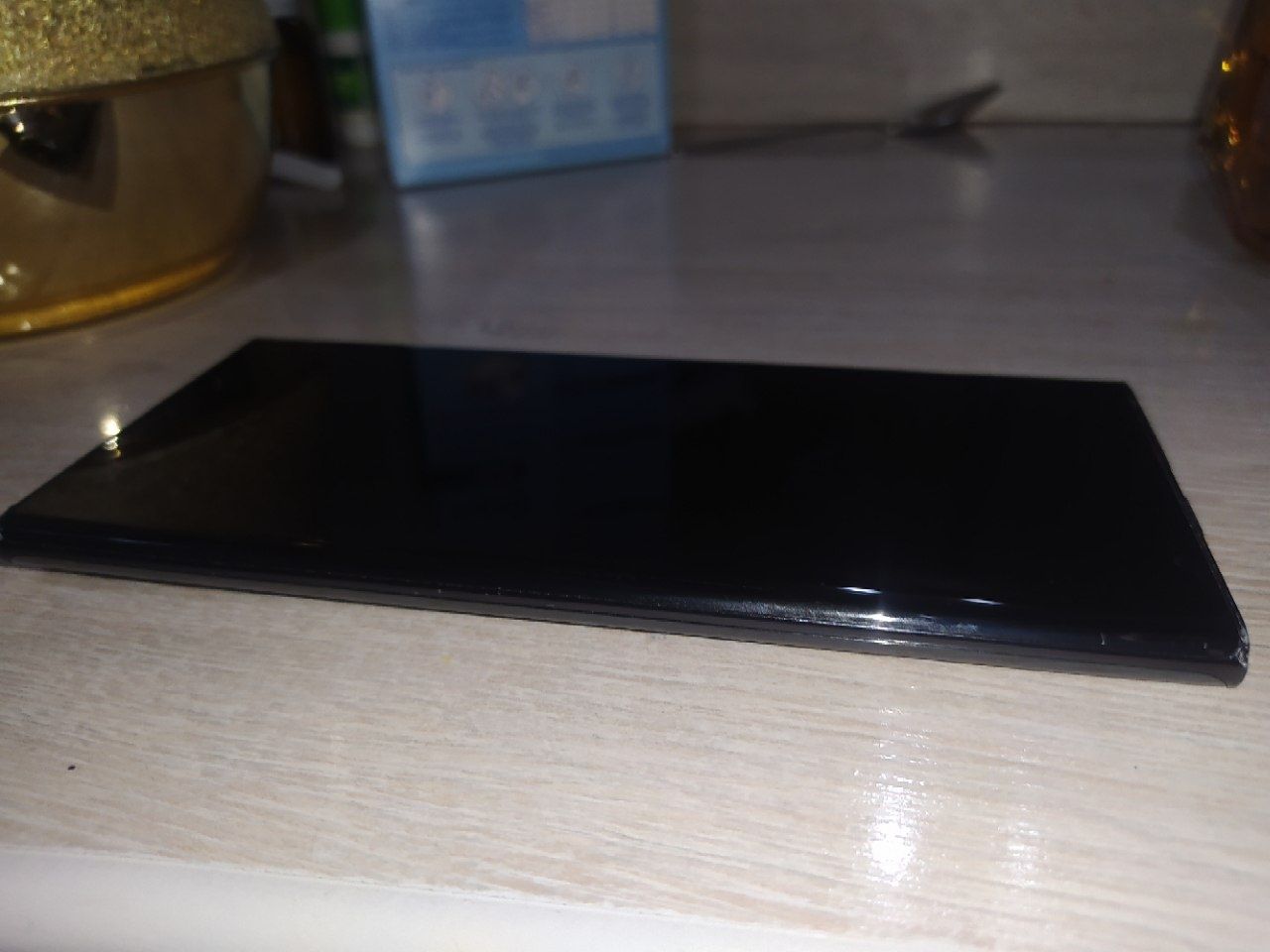Samsung Note 20 ultra rangi oq 12/256 Imei: Otkan