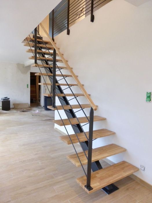 Scari metalice de interior