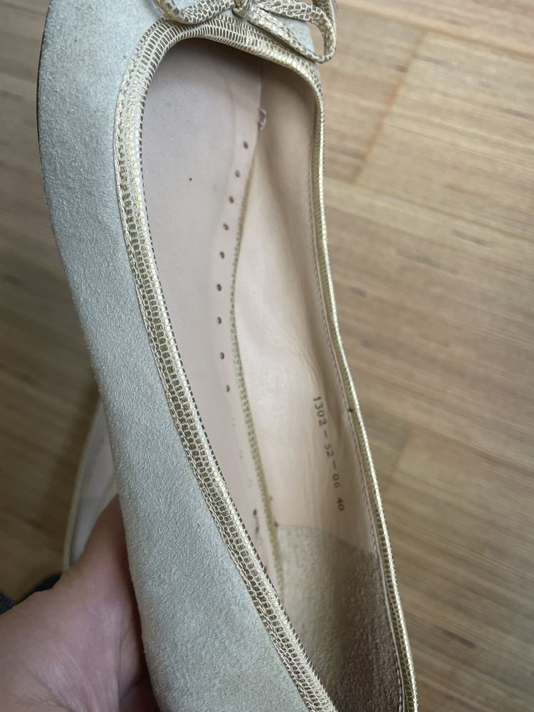 Balerini Hush Puppies piele intoarsa auriu 40