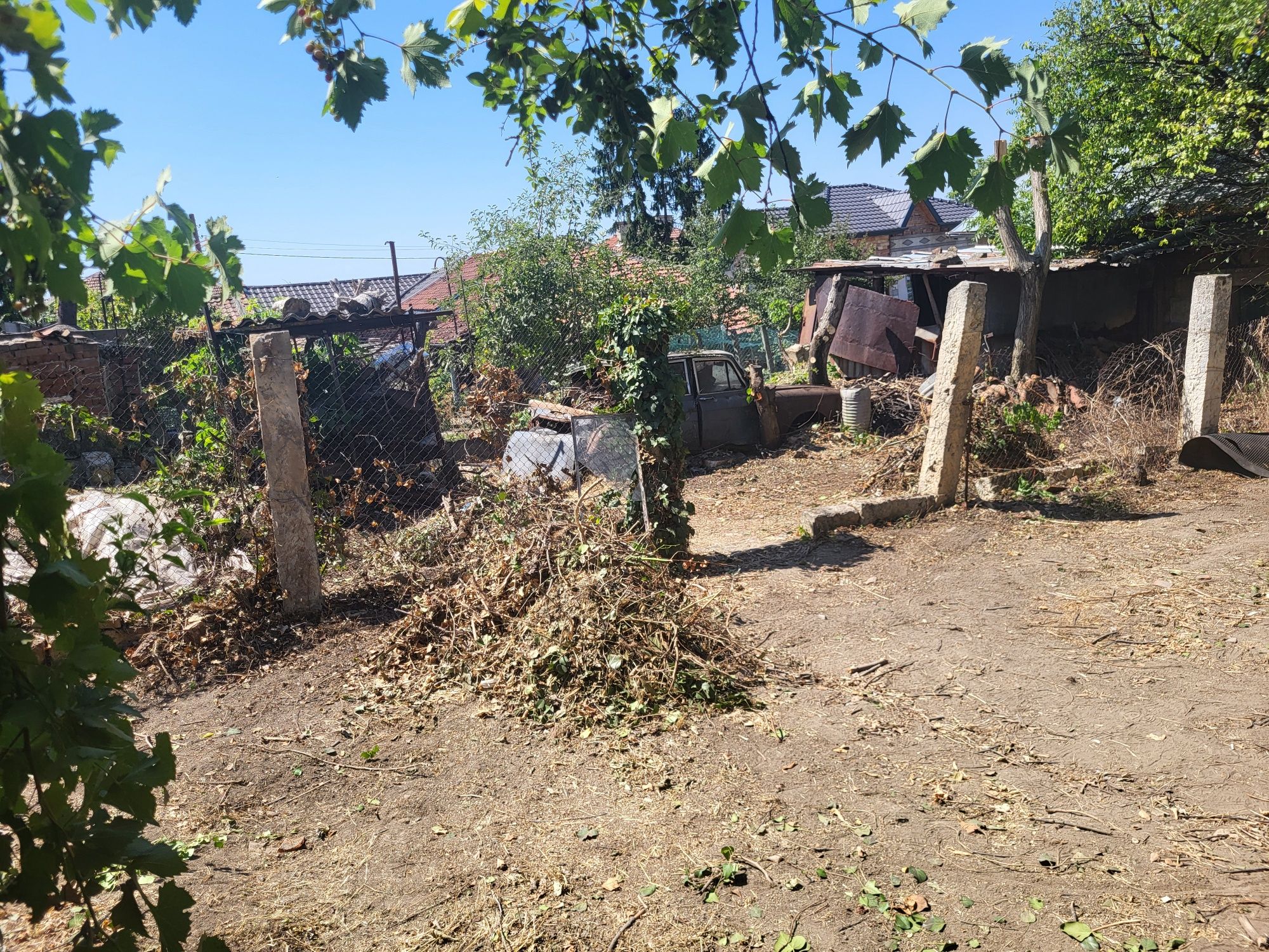 Бял камък за огради и тени