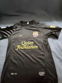 Vând tricou piqué
2011-2012


conditie bu