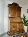 Comoda/dulap (secretar) antic , lemn masiv