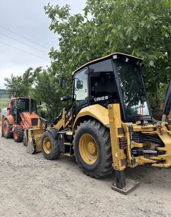 Buldoexcavator de închiriat