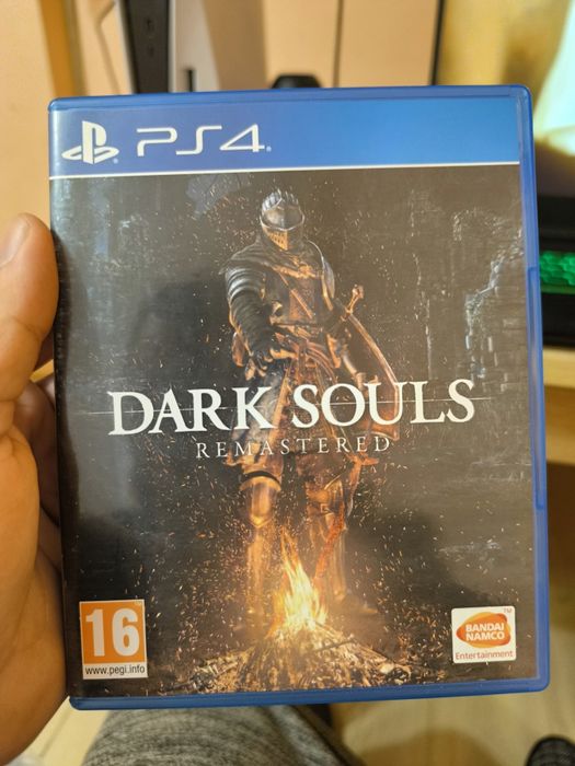 Dark souls remastered ps4 , ps5