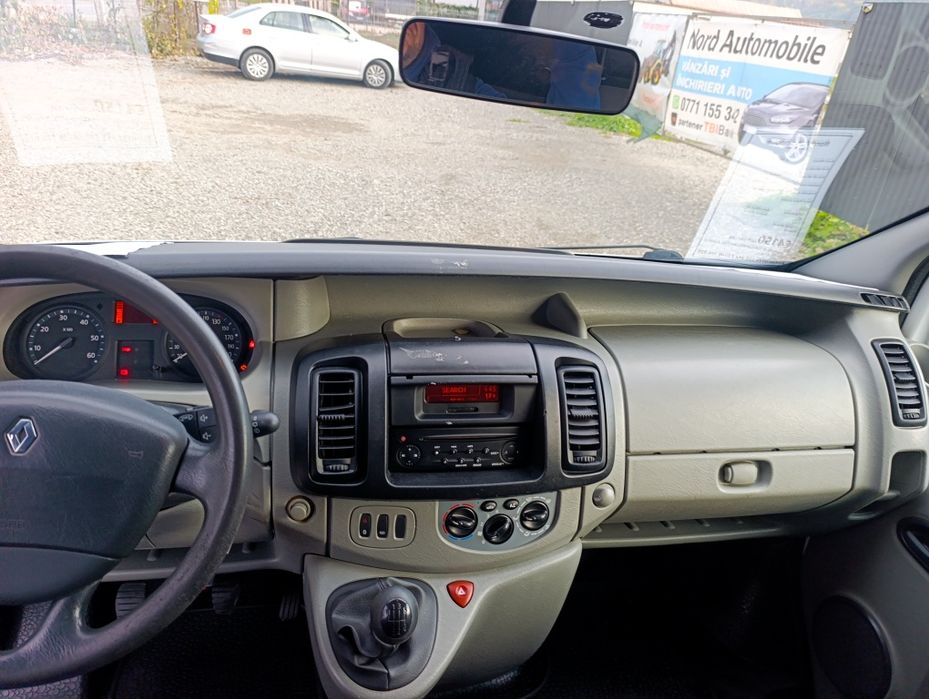 Renault Trafic 2.5 dci