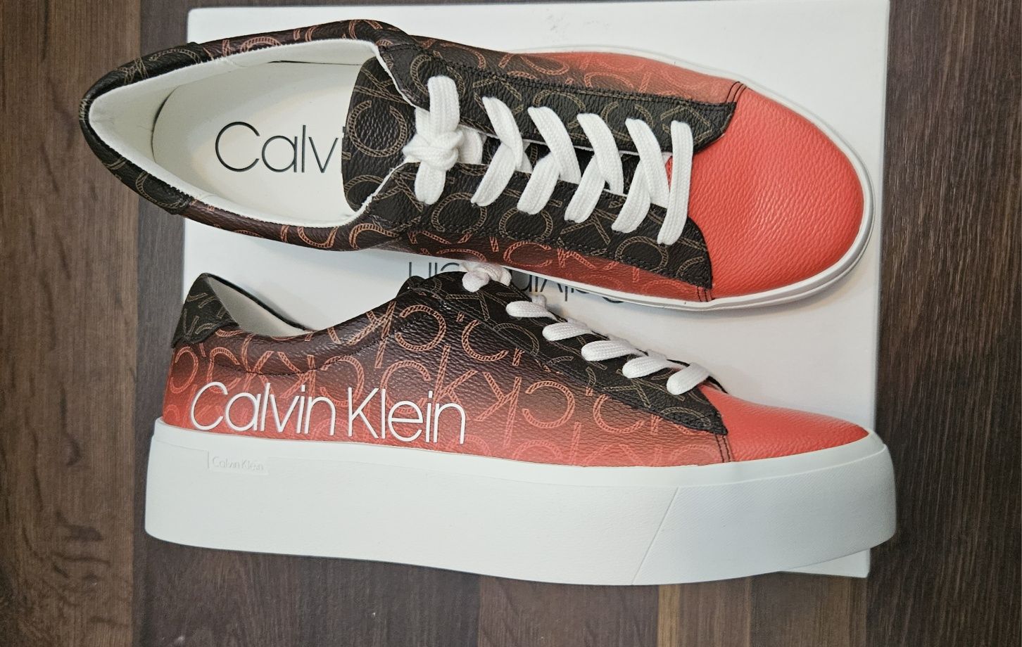 Кецове Calvin Klein