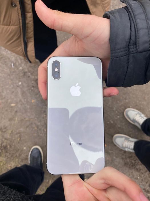 Айфон Xs 65000мың 11 выше обмен бар дп мен косам