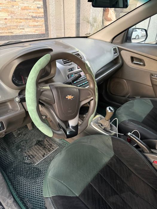 kobilt 2015  sotiladi 300 min yurgan qilip