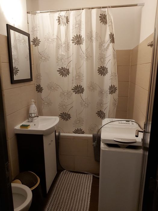 Garsonieta de inchiriat