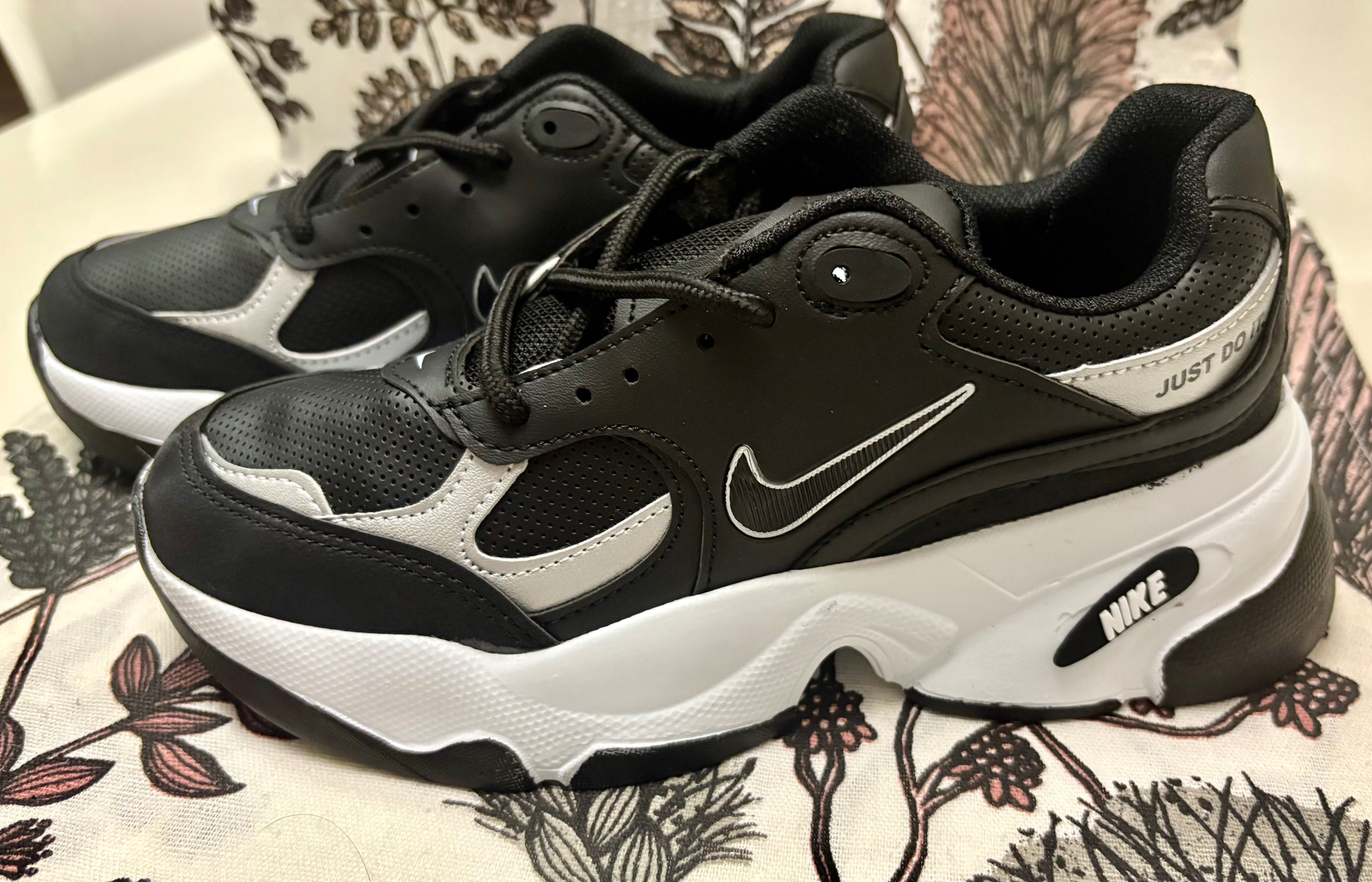 Нови маратонки Nike 38 номер