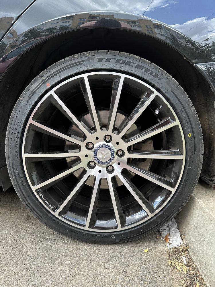 ДОТ 24 4бр. Джанти и Гуми за мерцедес AMG 19" W212 W213 W221 W222 2024