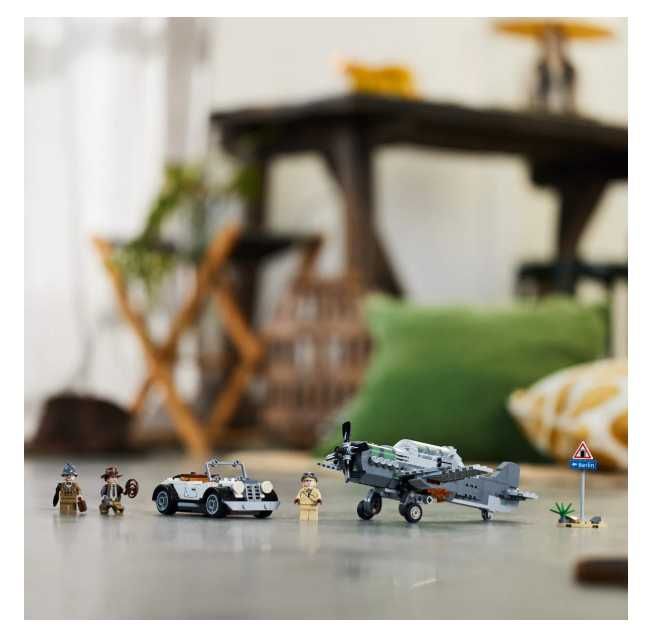 Lego Indiana Jones 77012 - Escape from the Fighter Plane