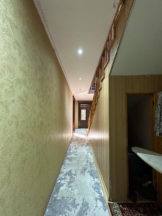 Благоустроенный 2-х этажный дом в микрорайоне "ТАСКЕН", 22,5 сотки.