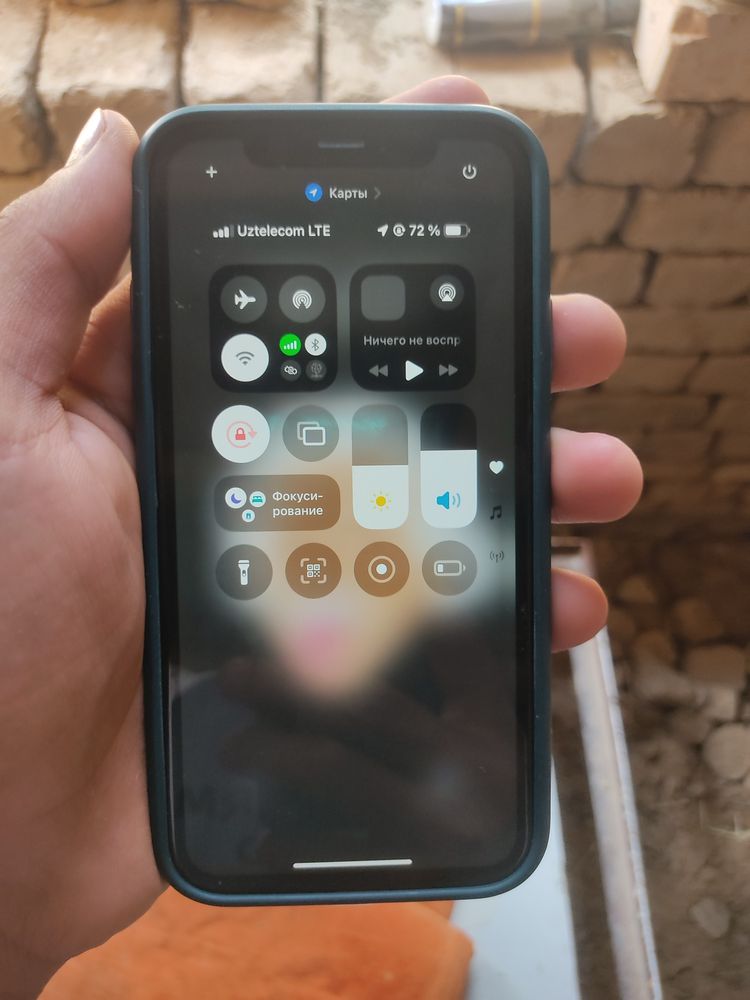 iPhone Xr sotilad