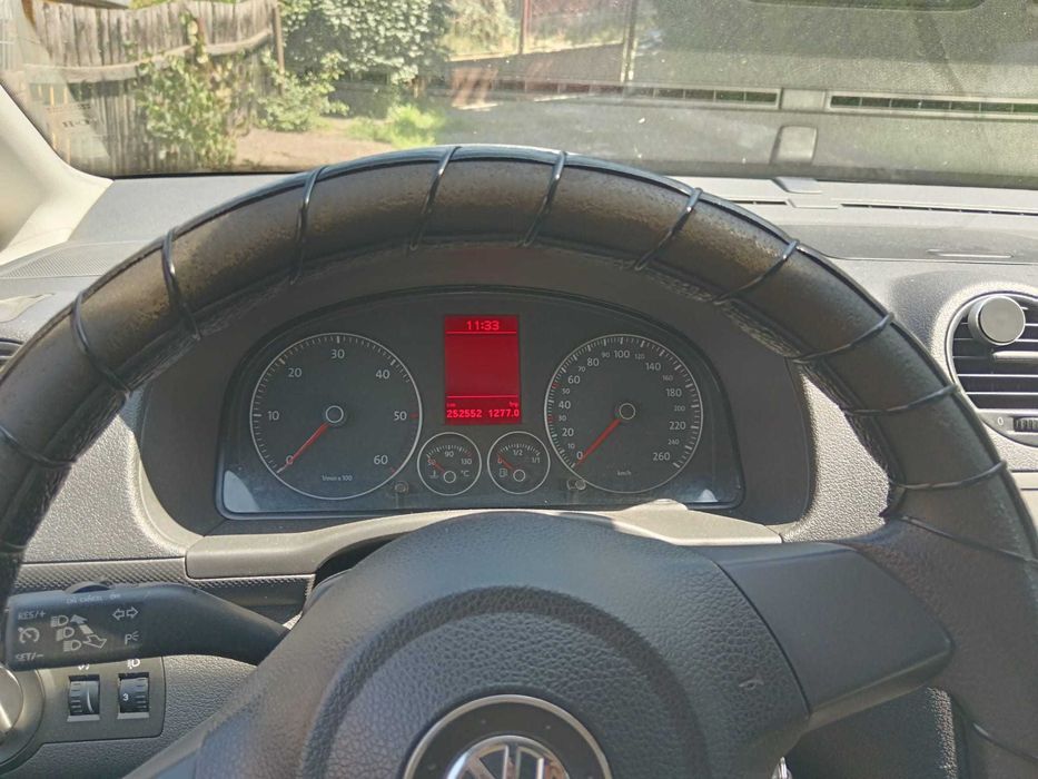 VW caddy maxi 1.9 tdi 77kw