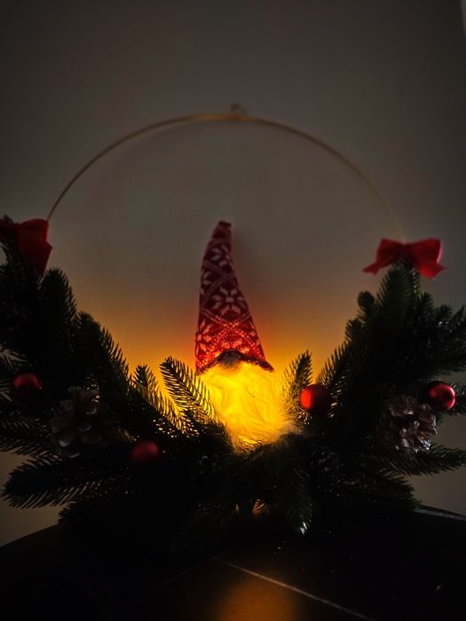 Coronițe de brad natural și artificial.