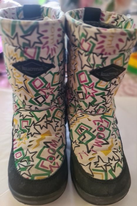 Тёплые детские запоги, внутри экологическая шерсть. 29 разм. Финляндия