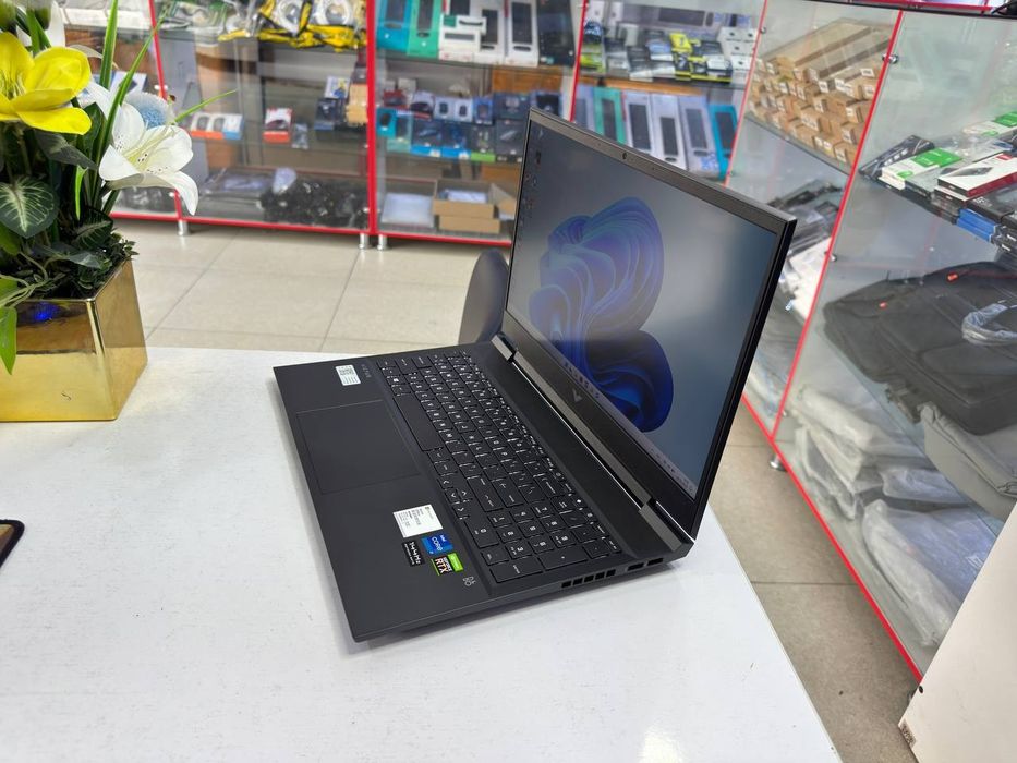 HP Victus i7-11800H 16/512 SSD RTX 3060-6GB xolati ideal
