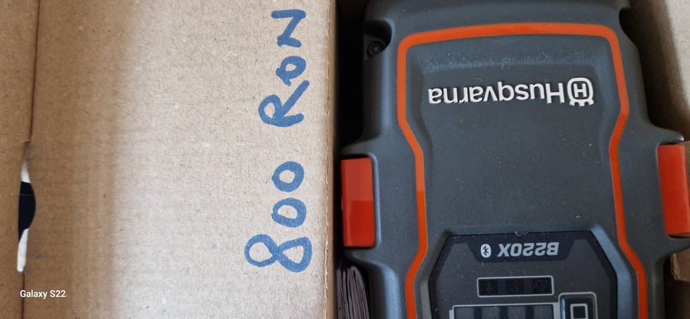 Husqvarna, Stihl acumulatori