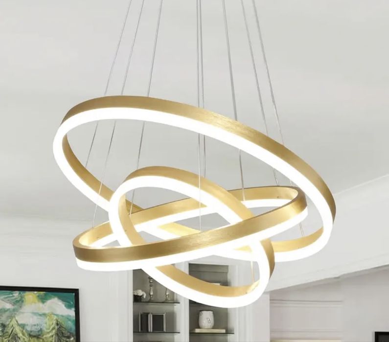 Lustra candelabru auriu negru