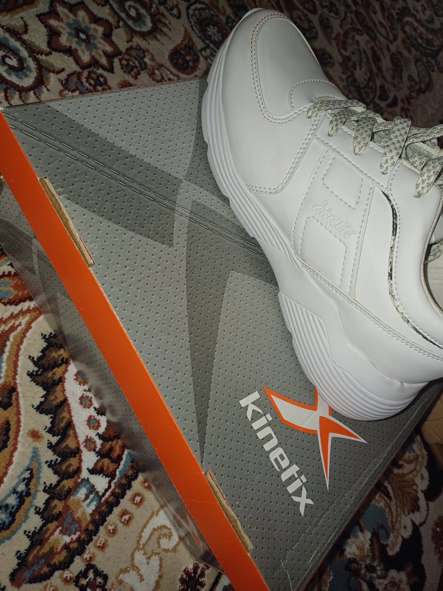 Kinetix  original