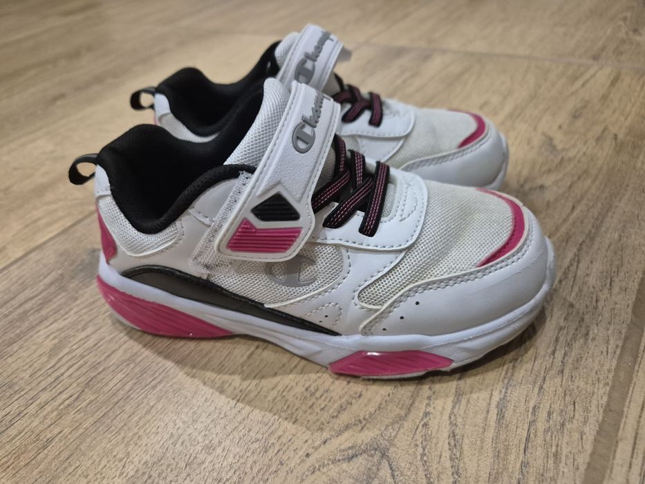 Маратонки на Champion