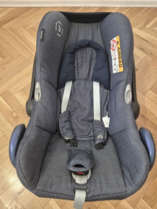 столче за кола Maxi-Cosi CabrioFix