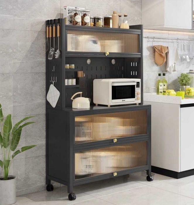 Кухонный металлический шкаф