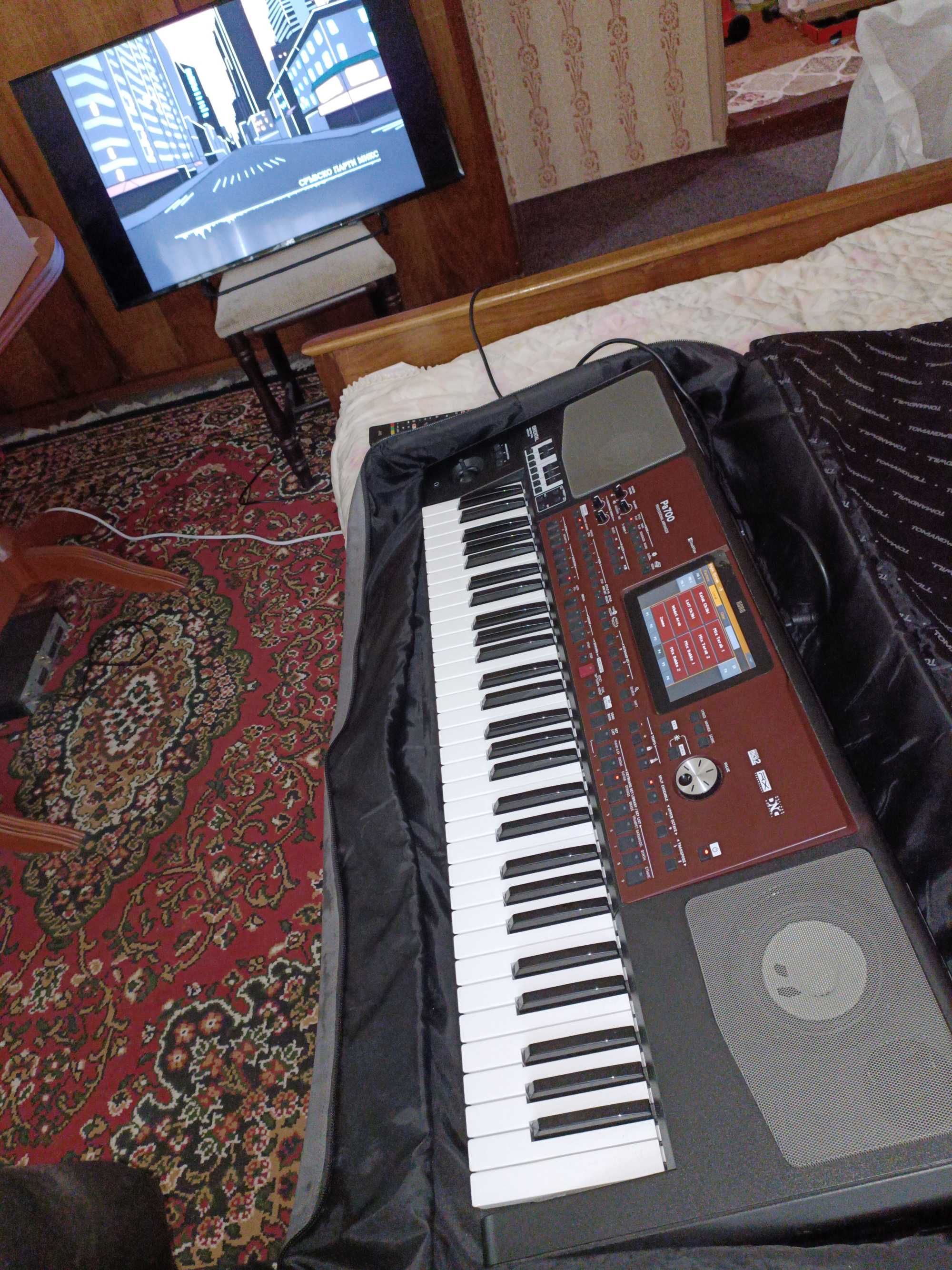 Продавам KORG PA 700 Oriental