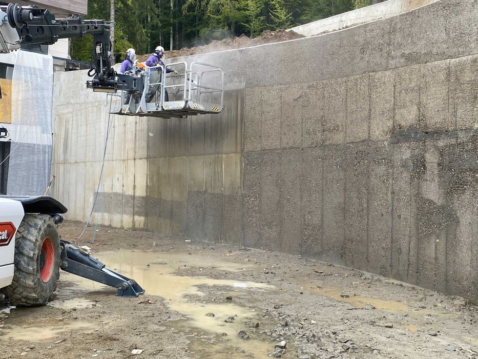 Hidrosablare, hidrodemolare, buciardare, sablare cu nisip