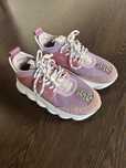 Versace chain reaction