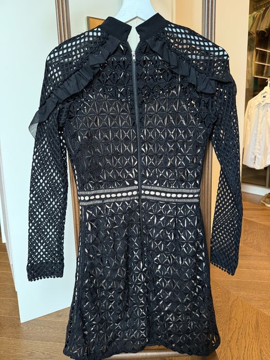 Вечерна черна рокля