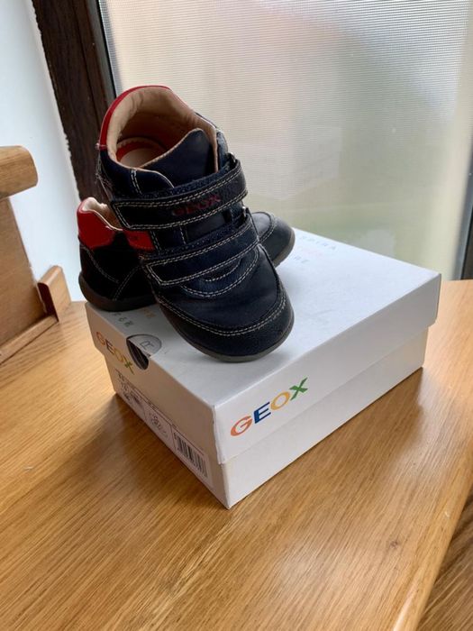Pantofi geox nr 24
