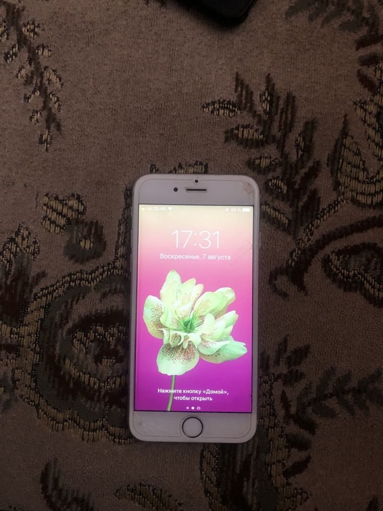 Продам Iphone 6