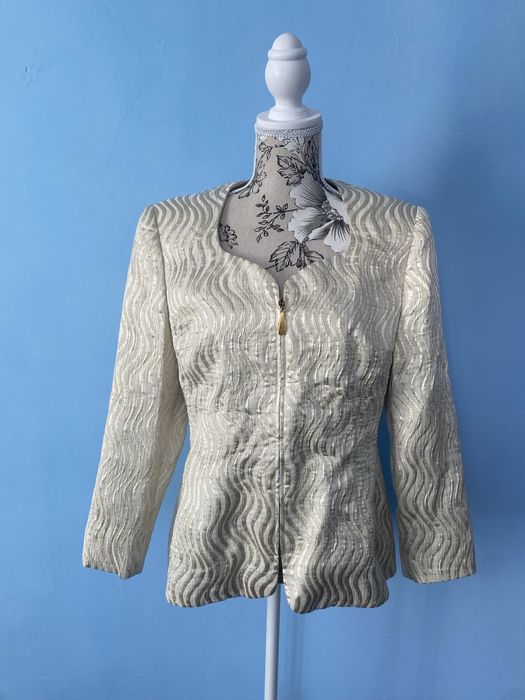 Sacou/bleizer in stare foarte buna