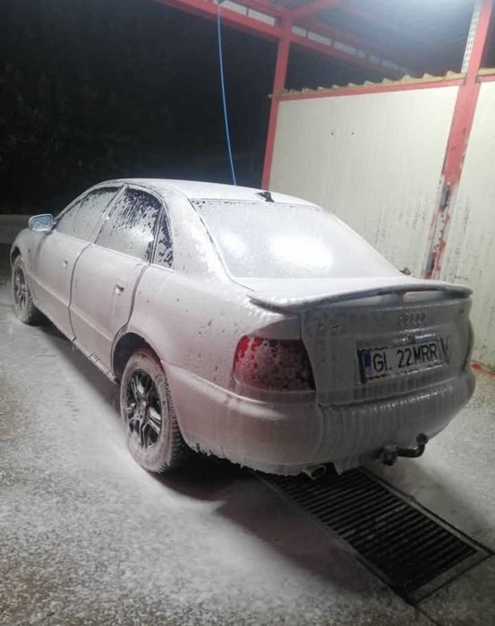 Vând Audi a4 b5 1.8 ADR și gpl