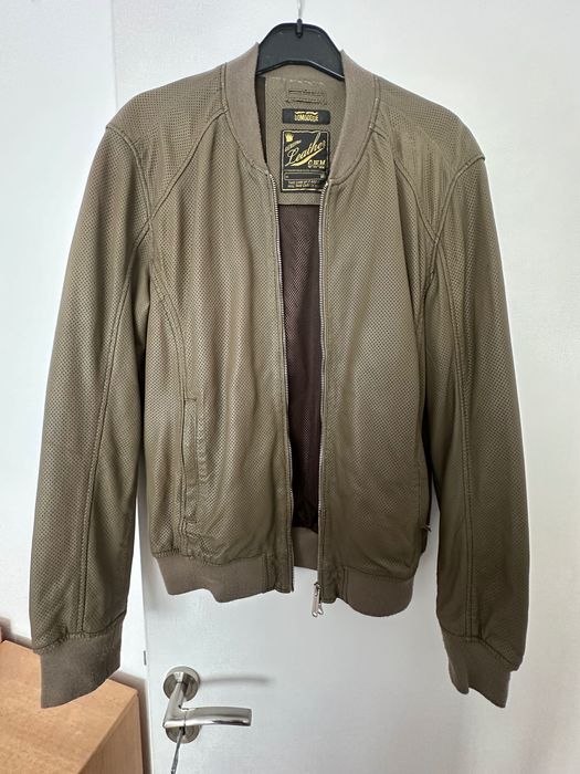 Кожено яке - leather jacket