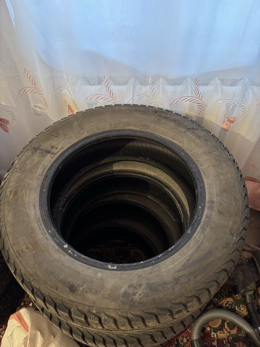 Покрышки зимние 205/65/16