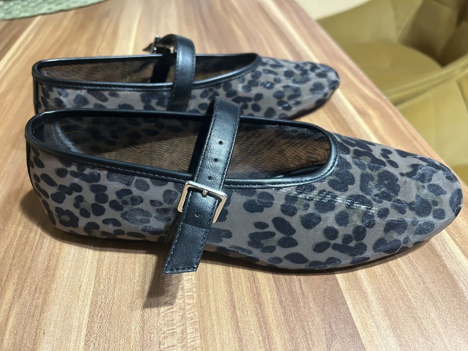 Mohito пантофки 39 номер