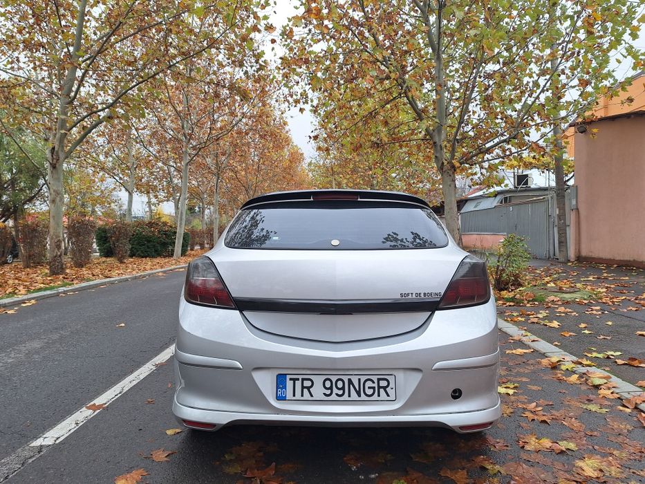 Vând Opel Astra GTC 2008