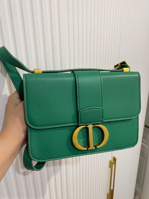 2 Сумка 1 Куртка 5000 тг