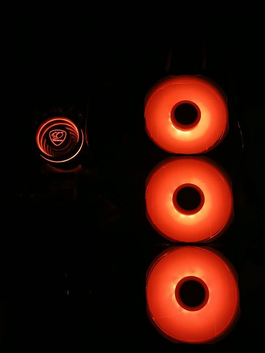 Дъно процесор водно охлаждане 360мм и рам x570 ryzen 5 3500x 8gb ram