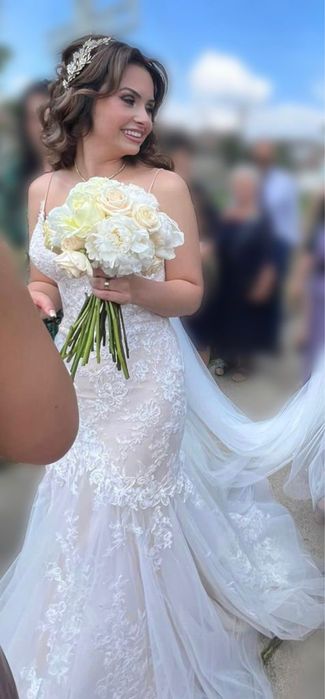 Rochie de mireasa marca Enzoani Magnolia (cadou voal și cerc)