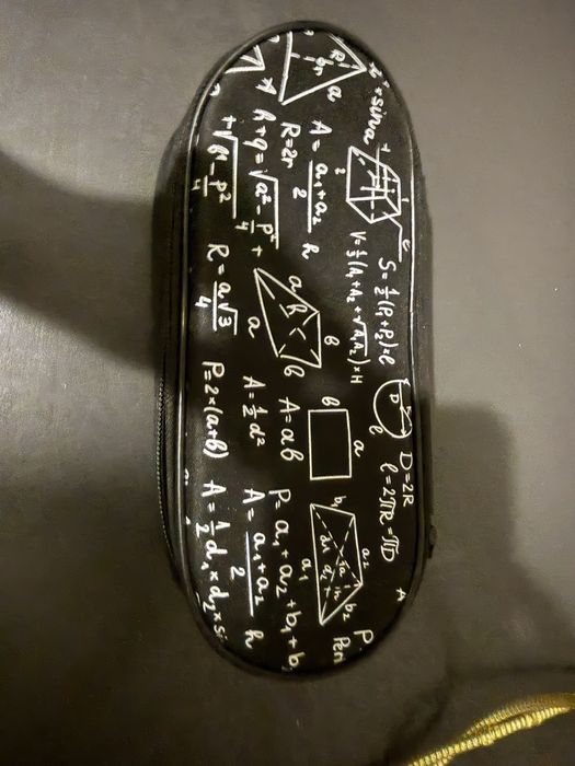 Обмен на шарф теплый либо кардиган либо джинсы и тд