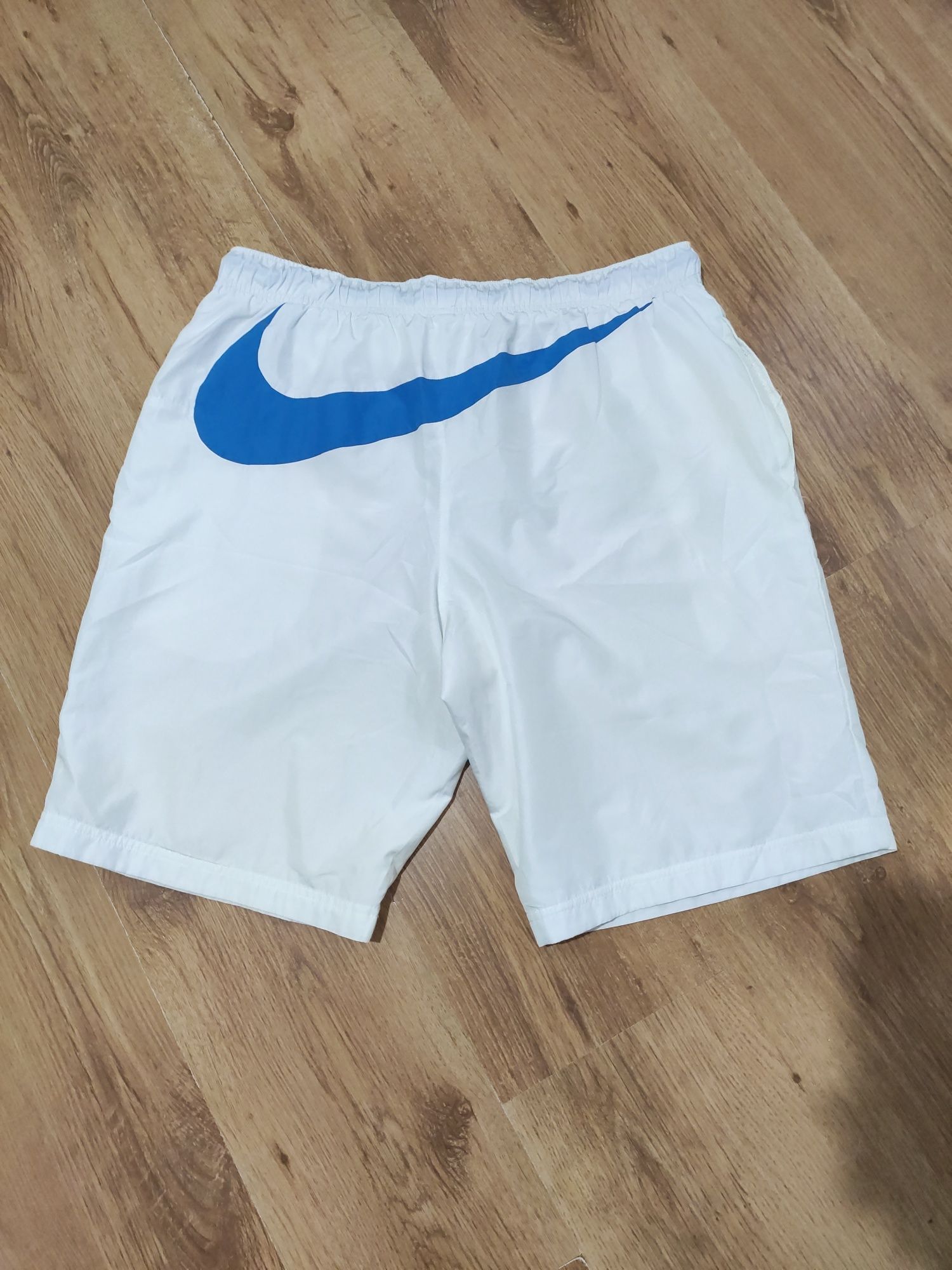 Pantaloni scurți Nike Sportswear mărimea L