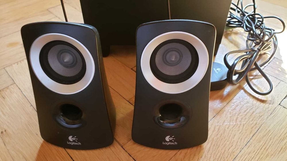 Boxe Logitech 2.1 pentru PC