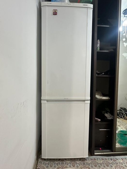 Холодильник продом б/у