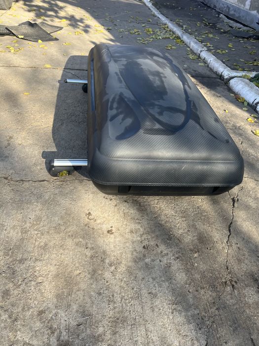 Portbagaj auto cu bari transversale